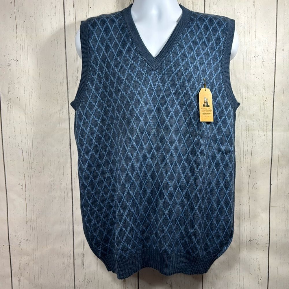 Alpaca Fina Blue Argyle Alpaca Wool Sweater Vest Mens Size L
Academia Cozy